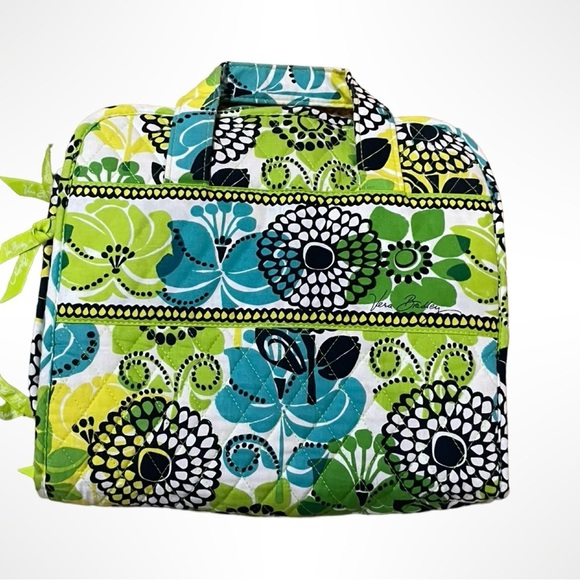 Vera Bradley Weekend Travel bag Floral Green and Blue. - Picture 4 of 4